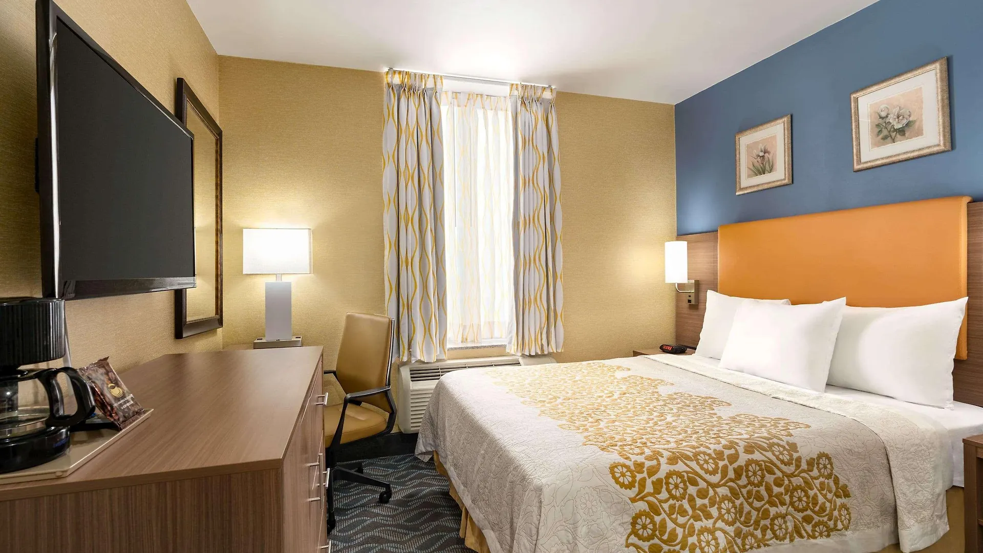 Hotel Days Inn By Wyndham Long Island City New York